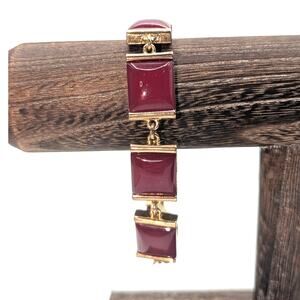 Burgundy Red Gold Tone Rectangle Cab Station Toggle Clasp Bracelet